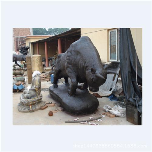 大型旺市华尔街牛动物铜雕塑黄铜犀牛雕塑户外锻铜垦荒牛摆件