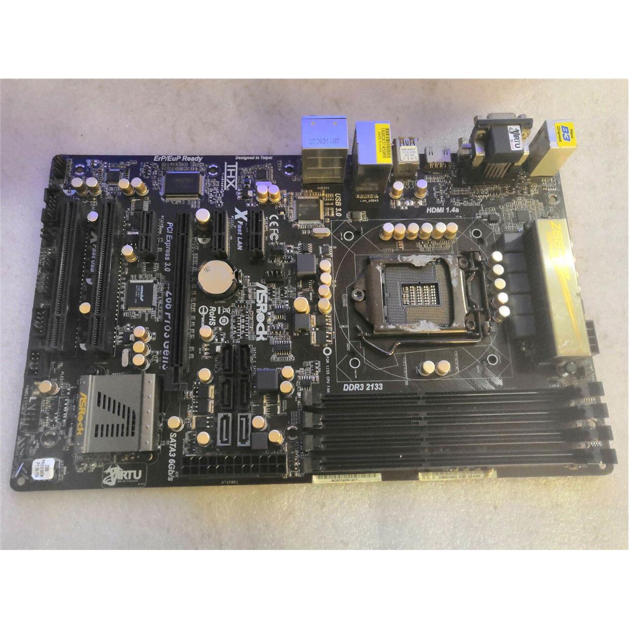 华擎 Z68 Pro3 Gen3 1155针Z68带VGA接口 DDR3内存 全固态集成版