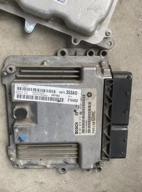 适用于克莱斯勒469AB发动机电脑 道奇酷威469AA300CECU行车电脑