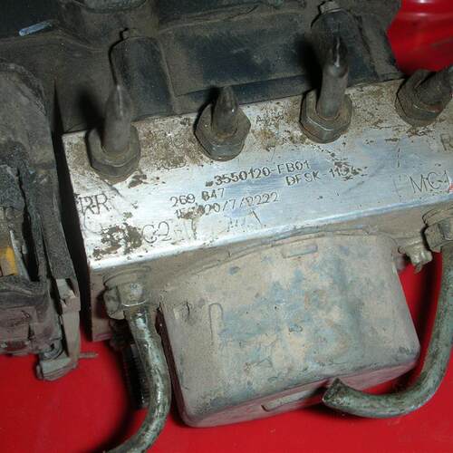 菱悦V3V5菱致菱仕菱帅欧蓝德劲炫刹车泵ABS泵总成DV5133772A3