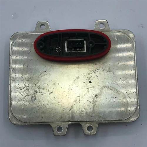 奔腾B70克莱斯勒大捷龙标致407大灯电脑板高压包安定器氙气包