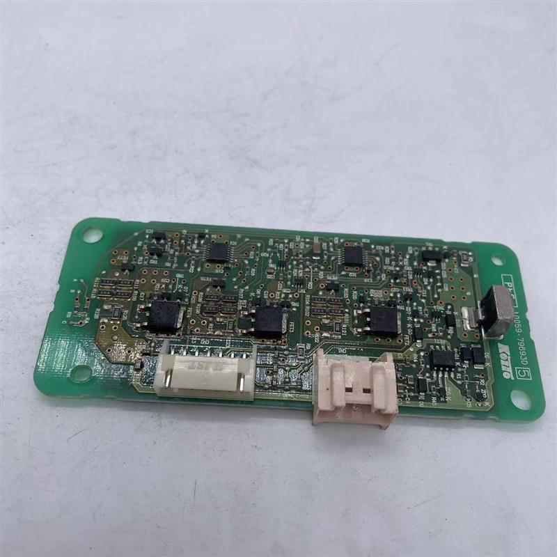 雷克萨斯CT200h大灯日行灯光源驱动模块电脑原厂拆车