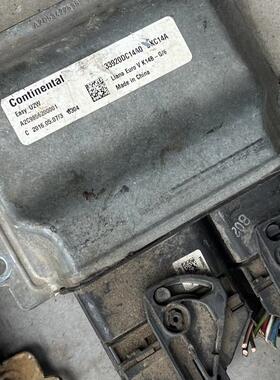 适配五菱荣光之光s1s3B12发动机电脑板8220008 23929477