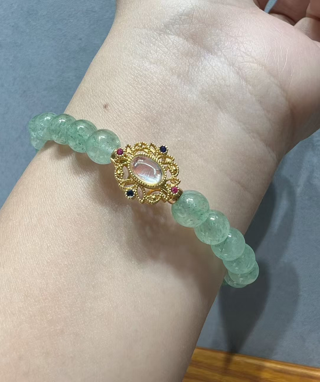 【原创】绿草莓晶手链女款手串轻奢小众设计感高级气质手饰