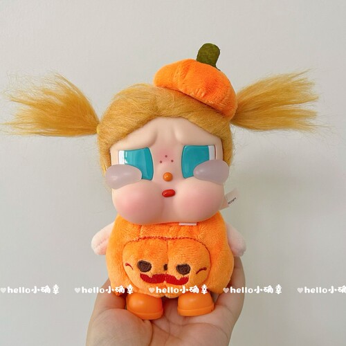 CRYBABY哭娃度假Vacation Mode On搪胶毛绒咕噜咕噜娃衣南瓜着替