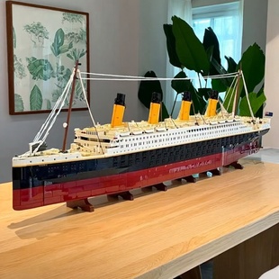 1.35米泰坦尼克号积木成人拼装高难度摆件大型游轮玩具适用于乐高