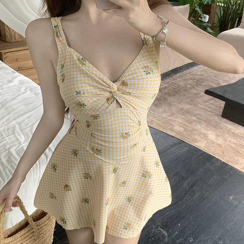 2025新款泳衣女款连体显瘦泳装
