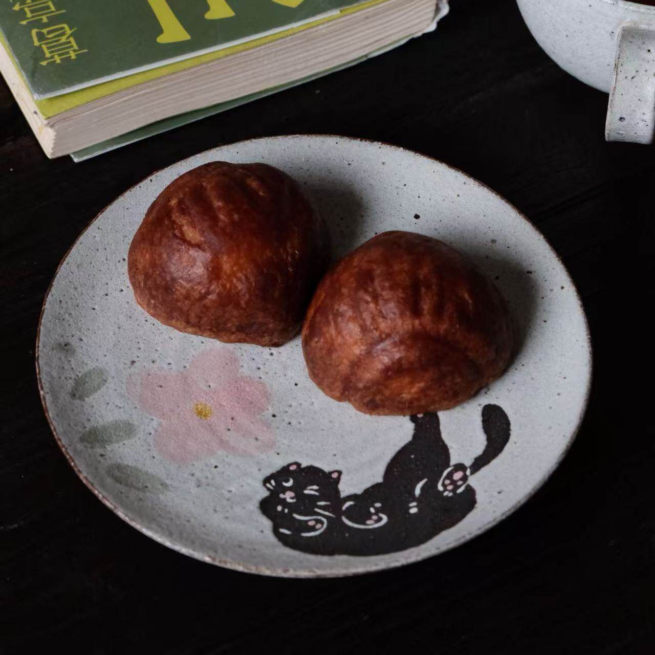 春辰粗陶猫咪甜品蛋糕碟景德镇手作陶瓷咖啡杯托釉下彩可爱复古盘