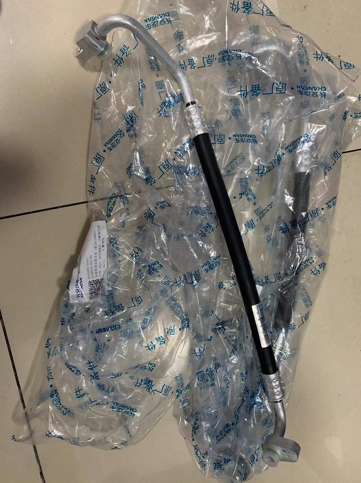长安欧诺空调管欧诺压缩机高压欧诺1.5压缩机排出管原厂
