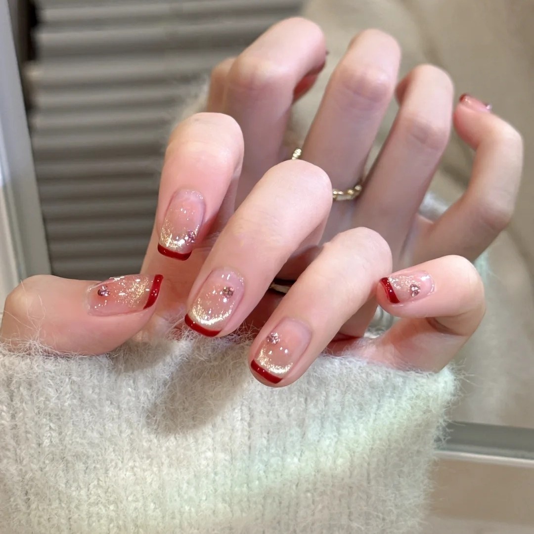 手工美甲 红色细闪法式 高级感显白法式穿戴甲指甲贴片,彩妆/香水/美妆工具,穿戴甲/甲片,淘宝优惠券,粉丝福利购,淘宝优惠卷