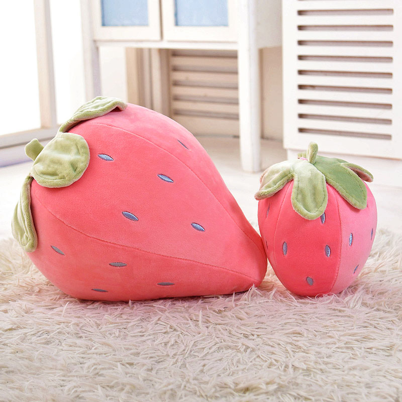 草莓水果玩偶靠垫超软学生抱枕