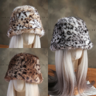出口日韩~秋冬新款豹纹毛绒渔夫帽女加厚保暖显脸小护耳盆帽052