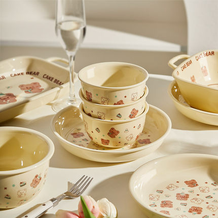 可爱陶瓷碗家用高颜值吃饭碗米饭碗奶油风一人食盘子碗碟餐具套装