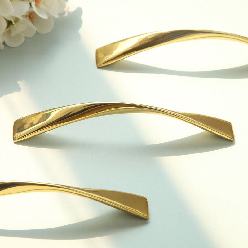 硕南法式轻奢原创扭纹平板柜门黄铜把手橱柜子金色长拉手