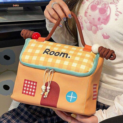 防水便携化妆包女2026新款超大容量分区收纳外出手提洗漱包女生