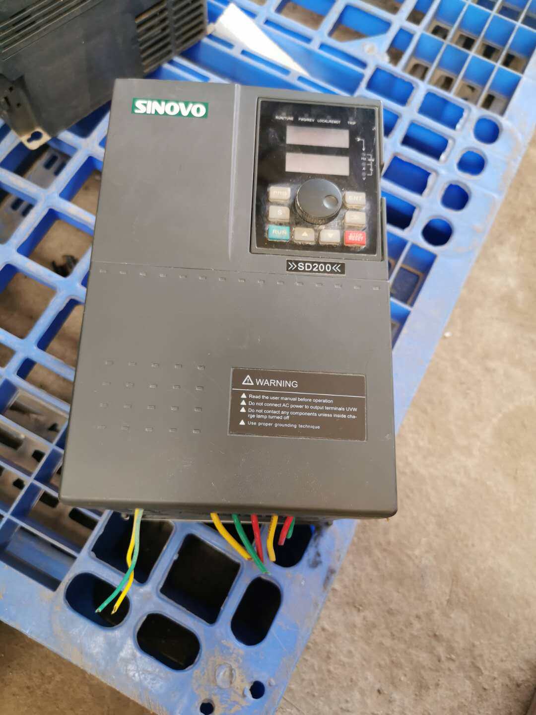 西林变频器sd200-4t-5.5g/7.5p c 实物图现货包好