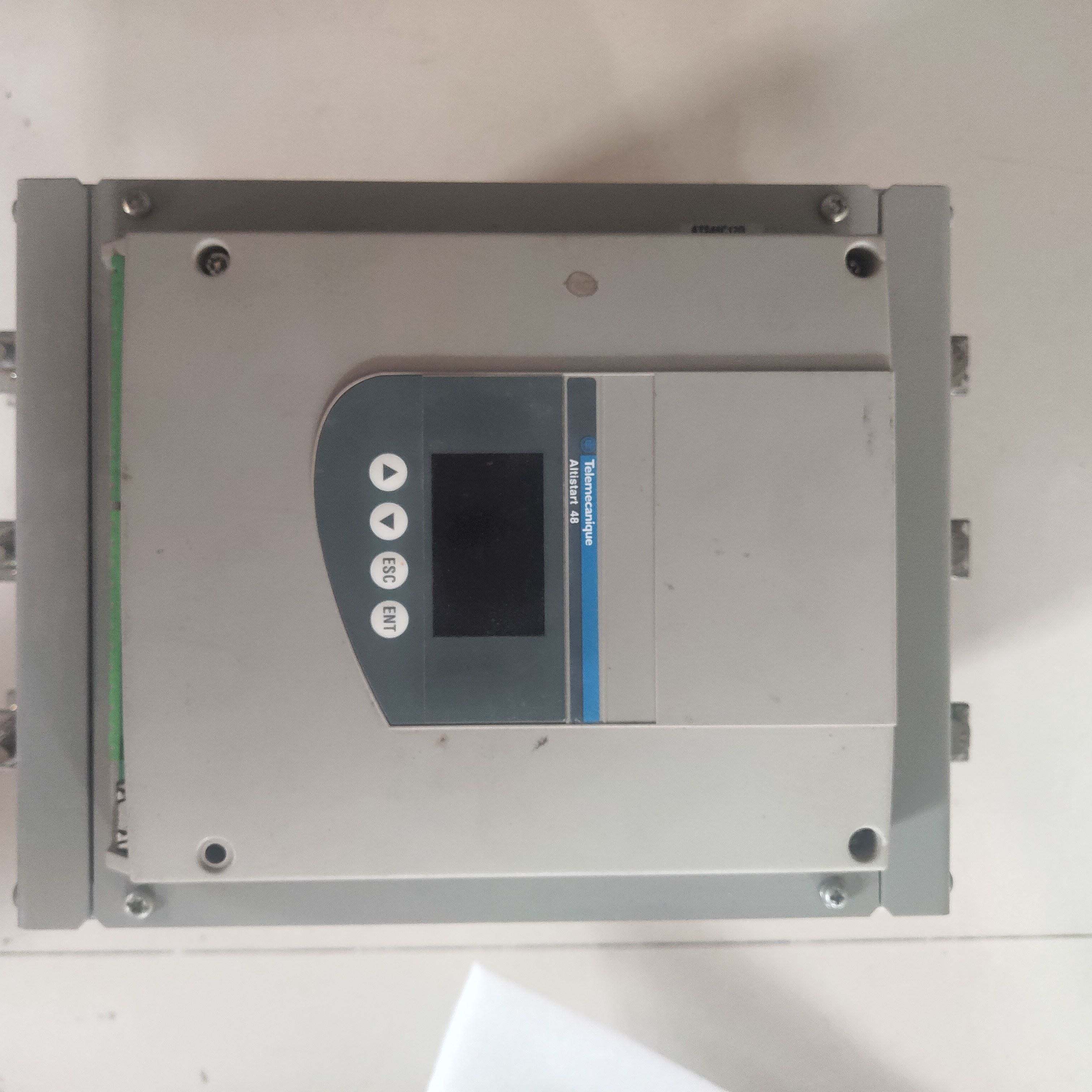 施耐德ats48c17q软启动器ats48c17q 90kw 成色好 功能已测试