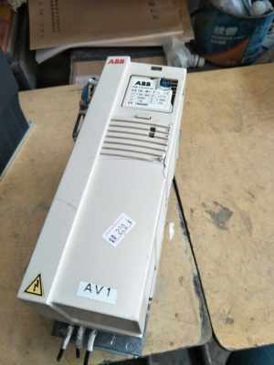 ABB变频器 ACS 143-4K1-3-C 380V 2.2KW 实物拍摄 功能包好