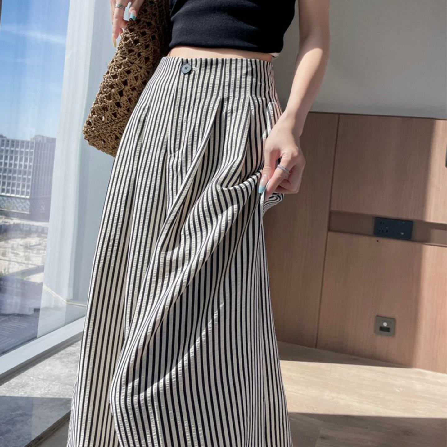 清仓捡漏冰丝条纹阔腿裤女2026新款夏季薄款高腰显瘦西装直筒裤子