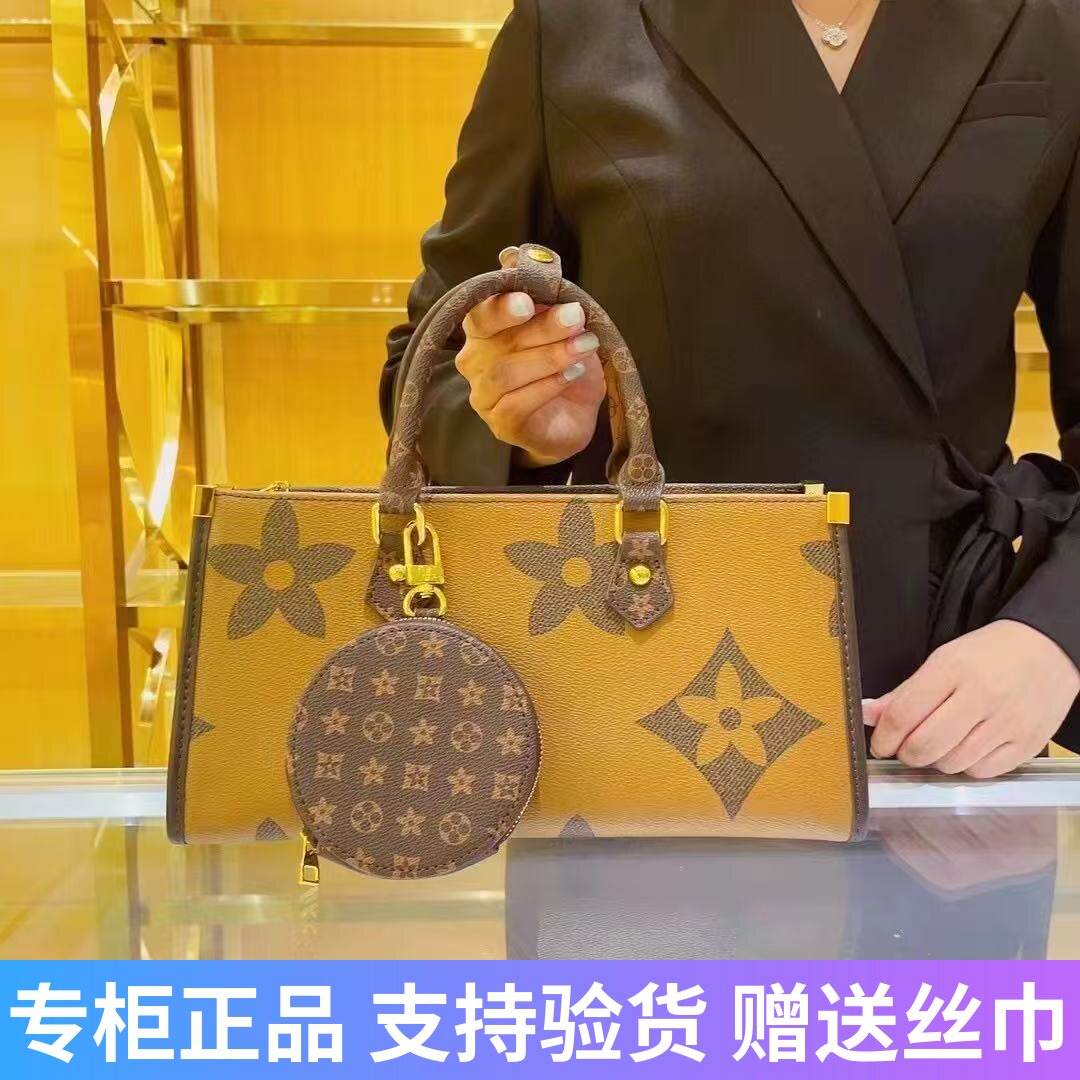 香港真皮手提单肩斜挎包