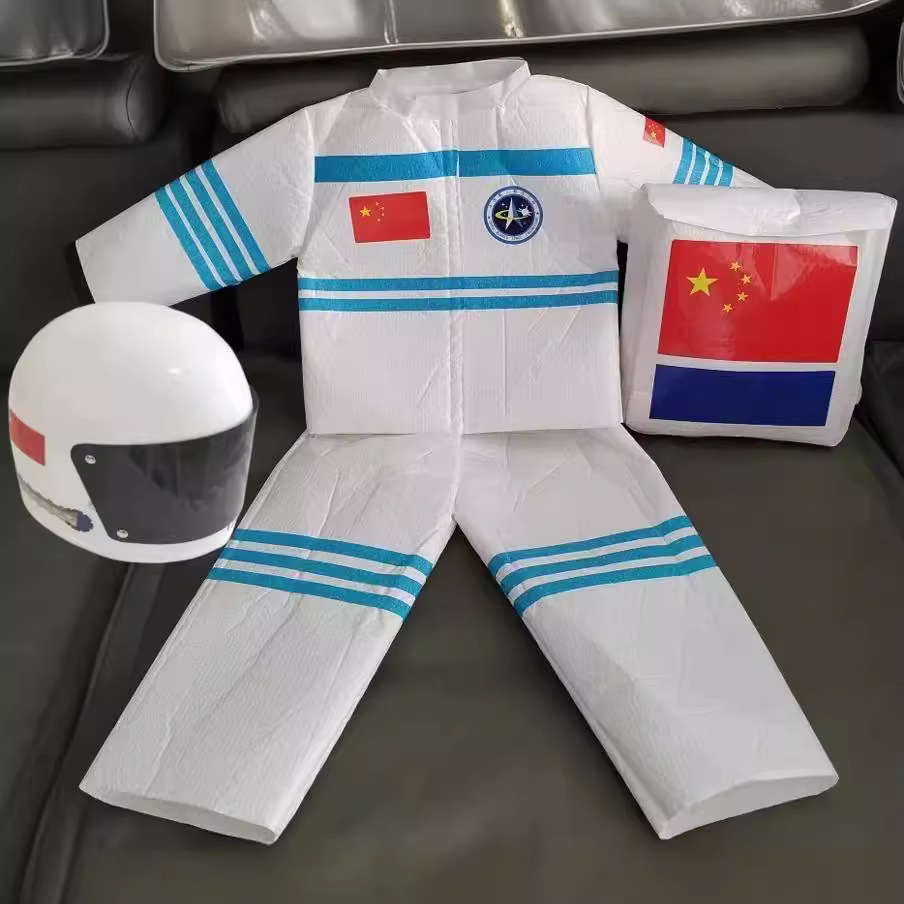 环保服装儿童成人时装秀男气泡袋制作宇航员太空服幼儿园走秀衣服