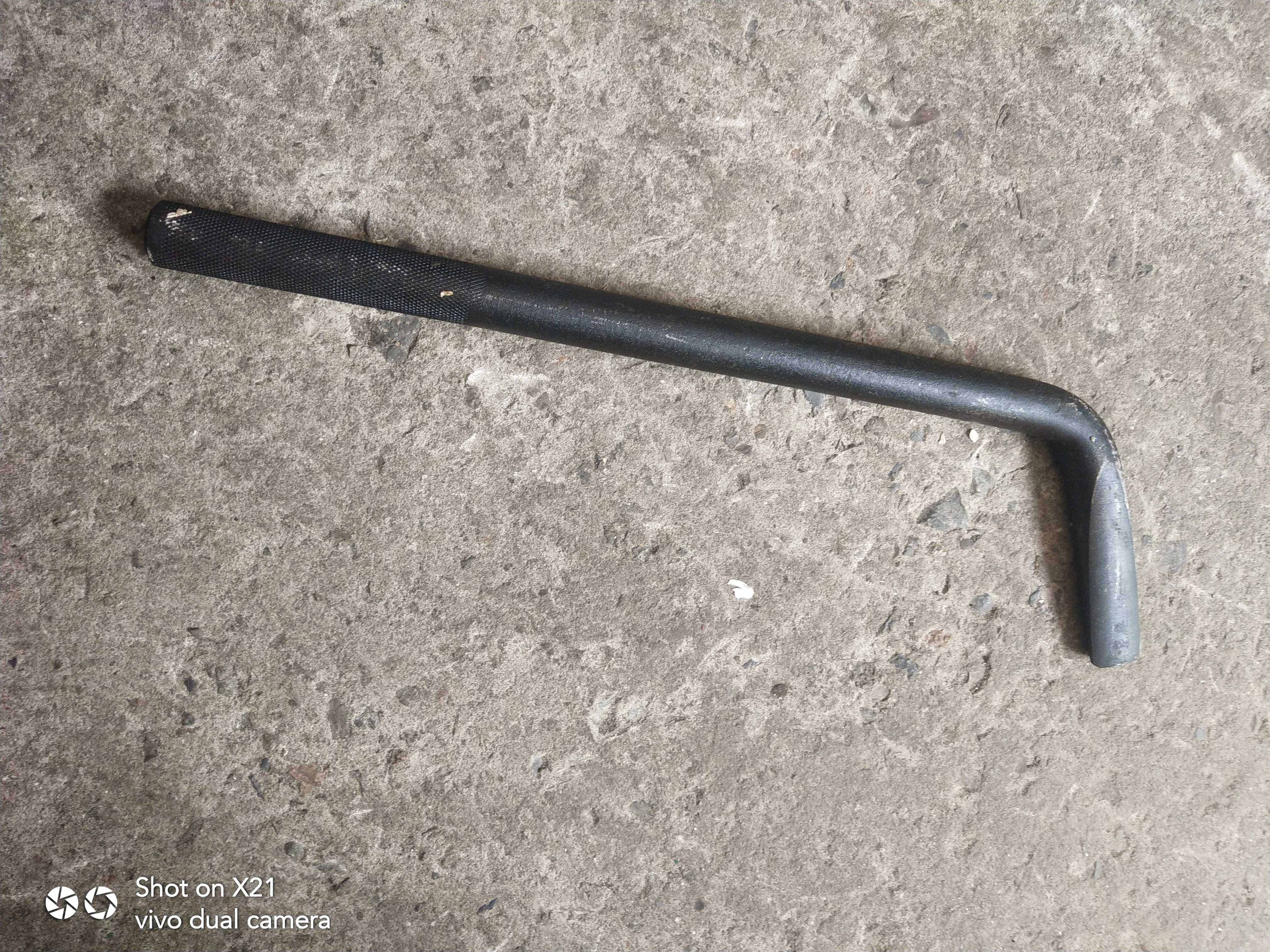 沈阳中捷Z3040/Z300摇臂钻床退刀扳手卸刀搬手直径22长度5340