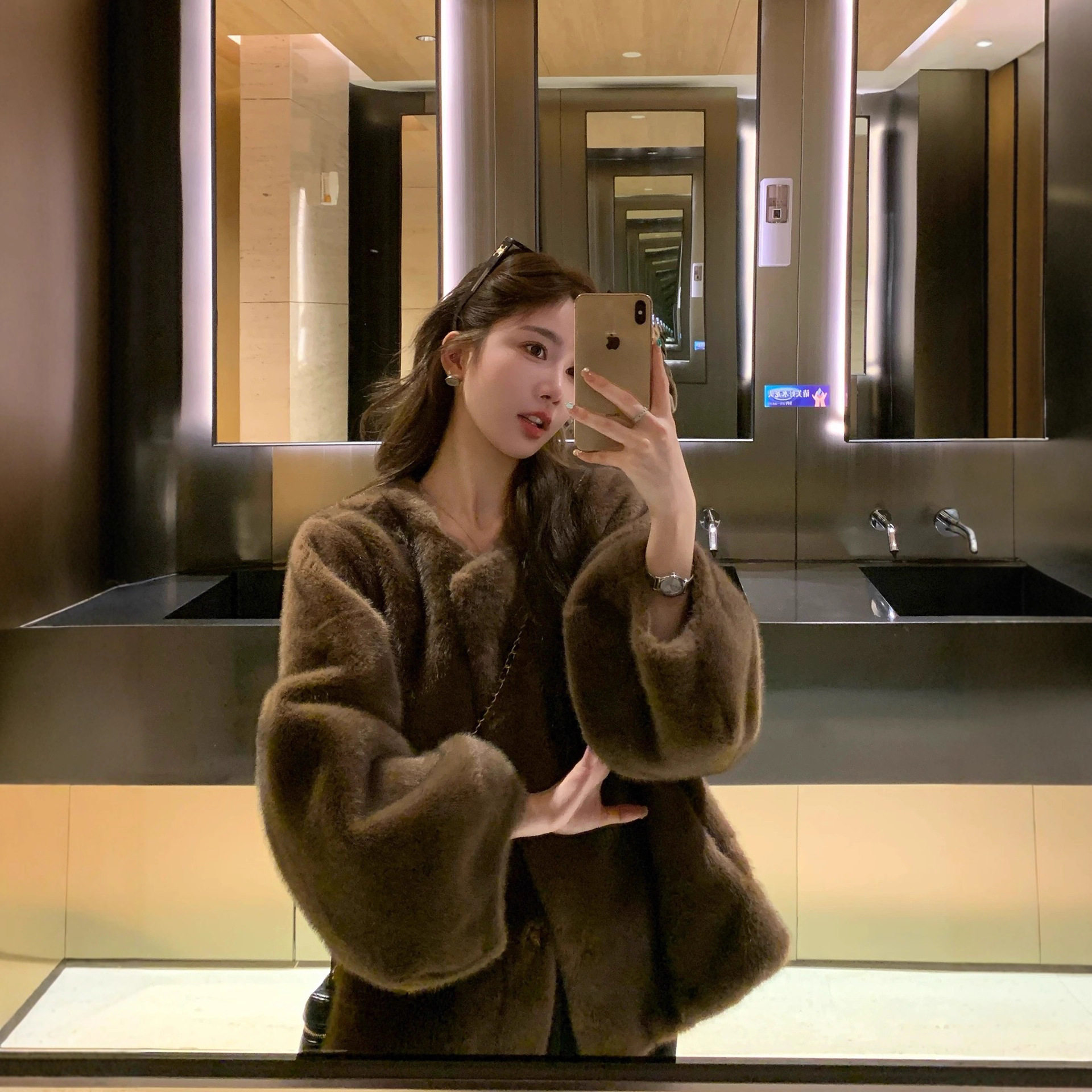 中古风仿水貂短款环保貂皮毛一体大衣毛毛皮草外套女2026新款秋冬