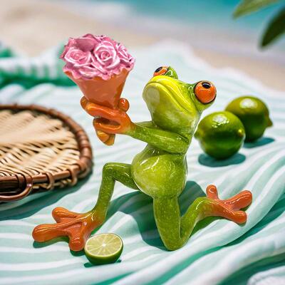 创意可爱北欧花园居家装饰求婚送花青蛙树脂工艺品摆件情人节礼物