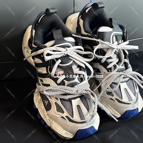 adidas三叶草厚底运动鞋轻机甲鞋
