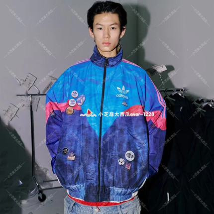 adidas三叶草SNBN REV时装周秀场保暖双面穿运动舒适棉服IA4400