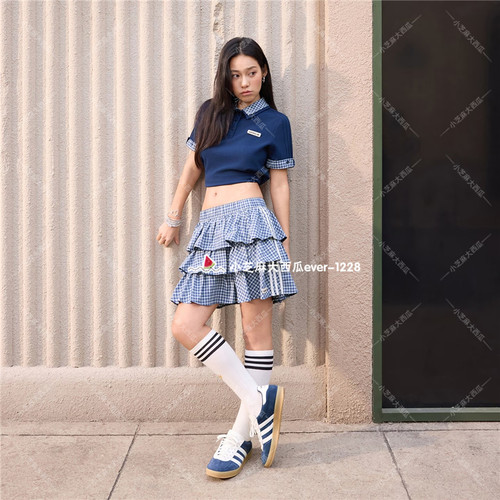 adidas三叶草格纹休闲运动短裙