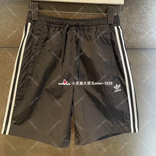 adidas三叶草休闲宽松运动短裤