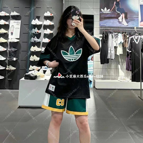 adidas三叶草篮球风网眼布短裤