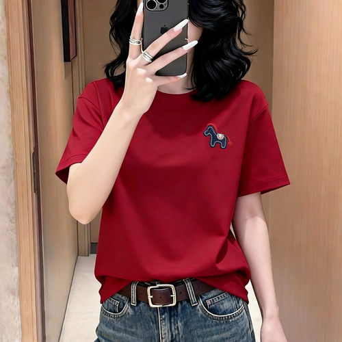 2纯棉刺绣T恤女春节小马短袖红色正肩短袖t恤马t恤圆领洋气抗起球