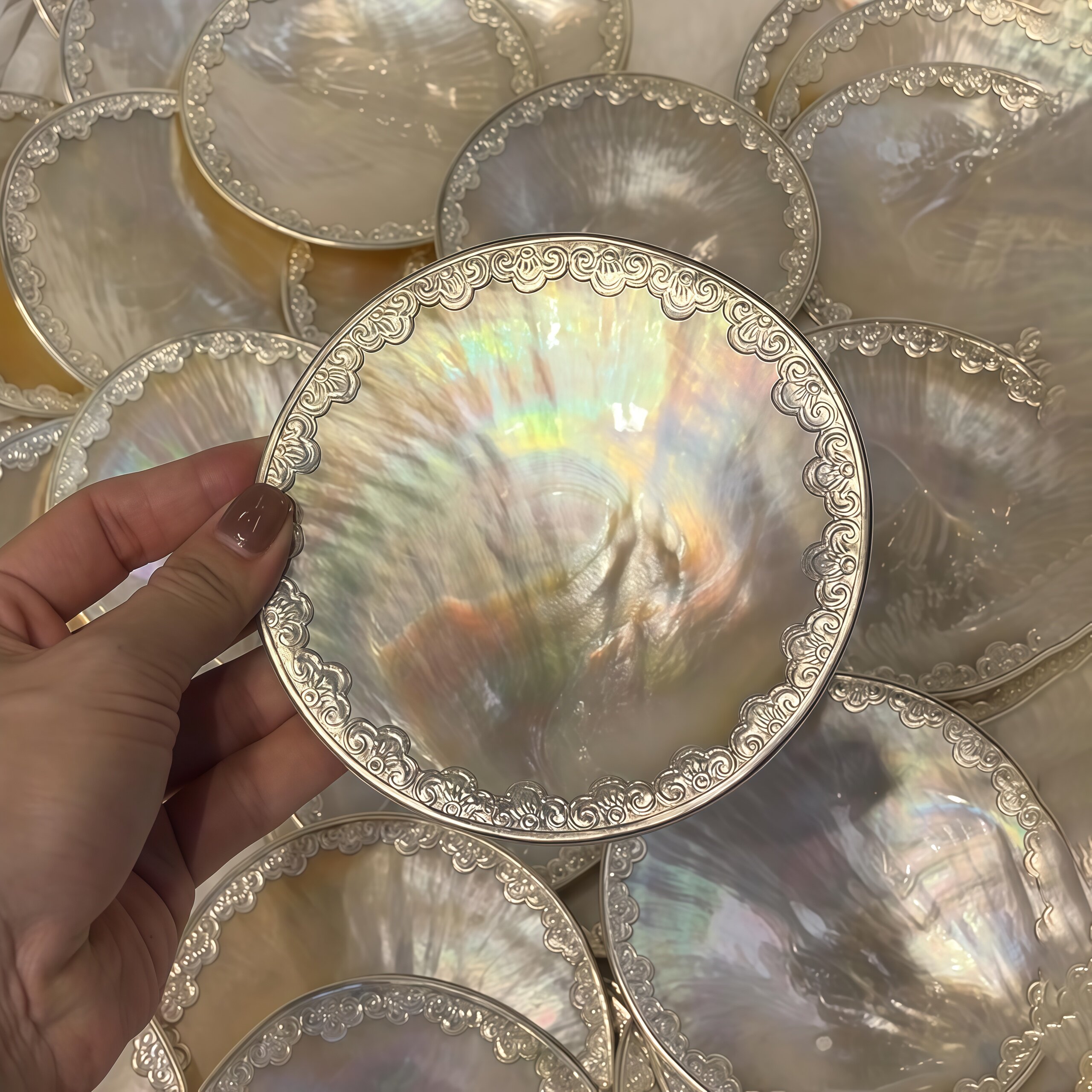 贝壳扇贝海螺扇贝制品工艺黄碟贝镶嵌盘子鱼子酱碟子餐厅调味碟