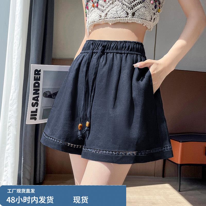 百搭休闲短裤女夏季新款蕾丝镂空拼接a字阔腿裤小个子宽松三分裤