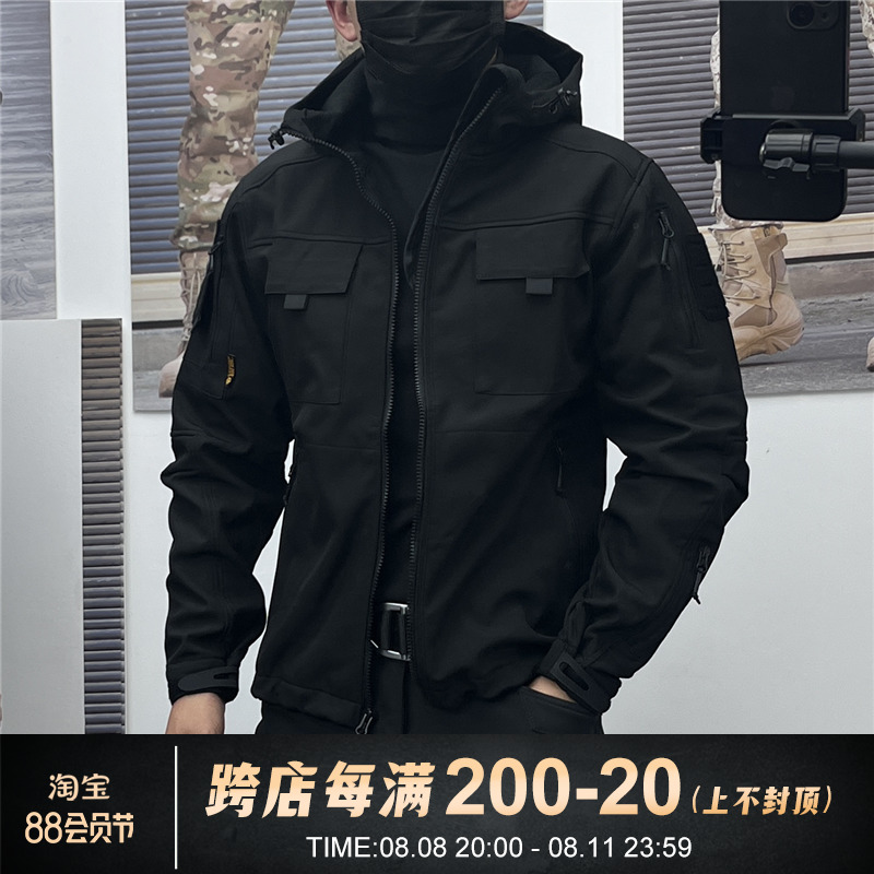 男春秋冬季修身软壳战术短夹克抓绒保暖冲锋衣户外套防水防刮黑色