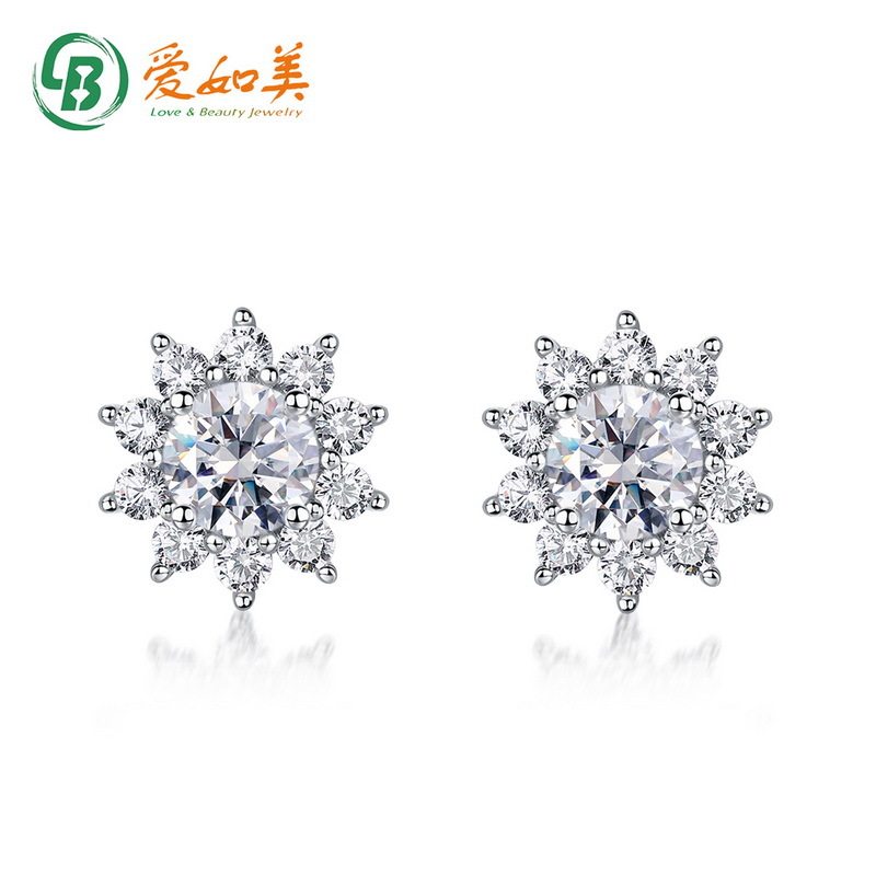 秋冬新款雪花莫桑钻耳环S925银渡18K金PT950铂金镀金耳钉女高级感
