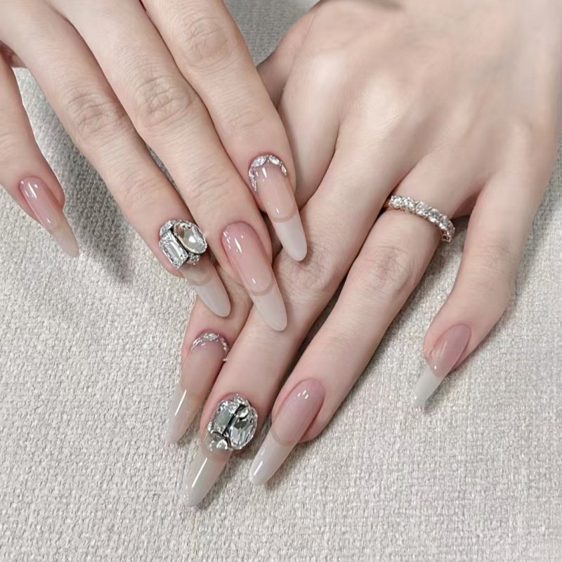 手工穿戴甲2024新款冰糯裸色贴钻美甲贴镂空美甲甲片长款高级显白,彩妆/香水/美妆工具,穿戴甲/甲片,淘宝优惠券,粉丝福利购,淘宝优惠卷