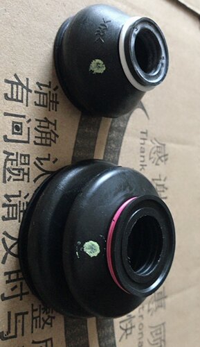 适用于路虎极光神行者2揽胜极光下摆臂前上下悬挂臂球头防尘