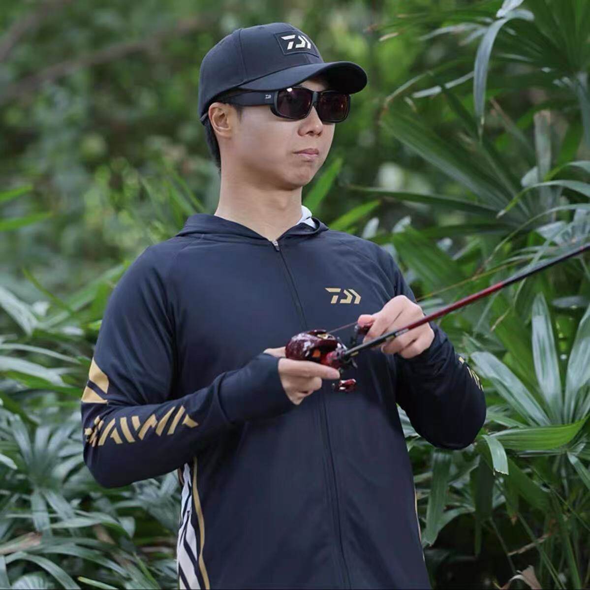 25款达亿瓦DAIWA防晒服DE-5025CS速干防晒舒适钓鱼服长袖连帽拉链