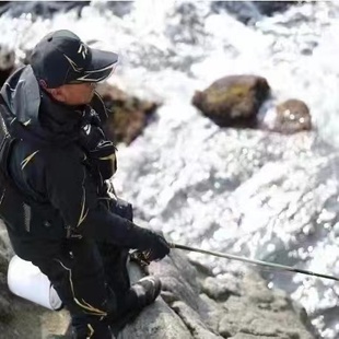 DAIWA达亿瓦24款图鲁门DW1024秋冬季保暖矶钓冲锋衣钓鱼服套装