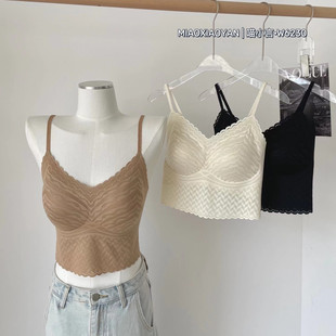 早春新品喵小言花边蕾丝吊带W6230性感V领自带胸垫聚拢打底小背心