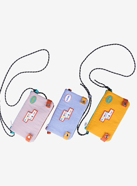 小众设计2025新款单肩斜挎多功能手机证件卡杂物便携收纳包双面背