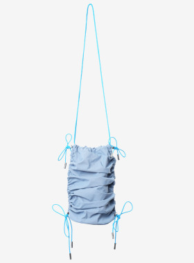 2026新款小众设计抽绳褶皱斜挎包轻便百搭单肩斜挎包尼龙速干包包