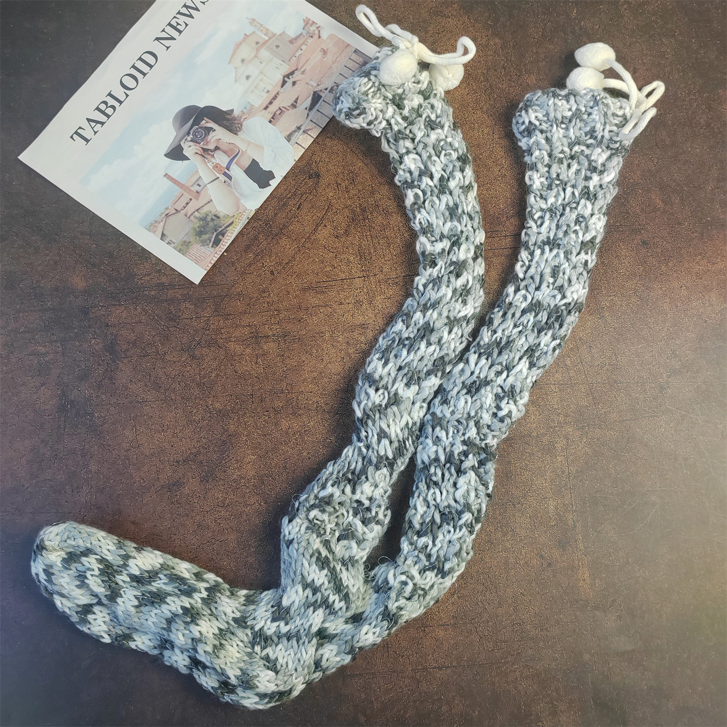 日单秋冬款学生毛线针织过膝长筒袜灰色毛球装饰加厚保暖袜子少女