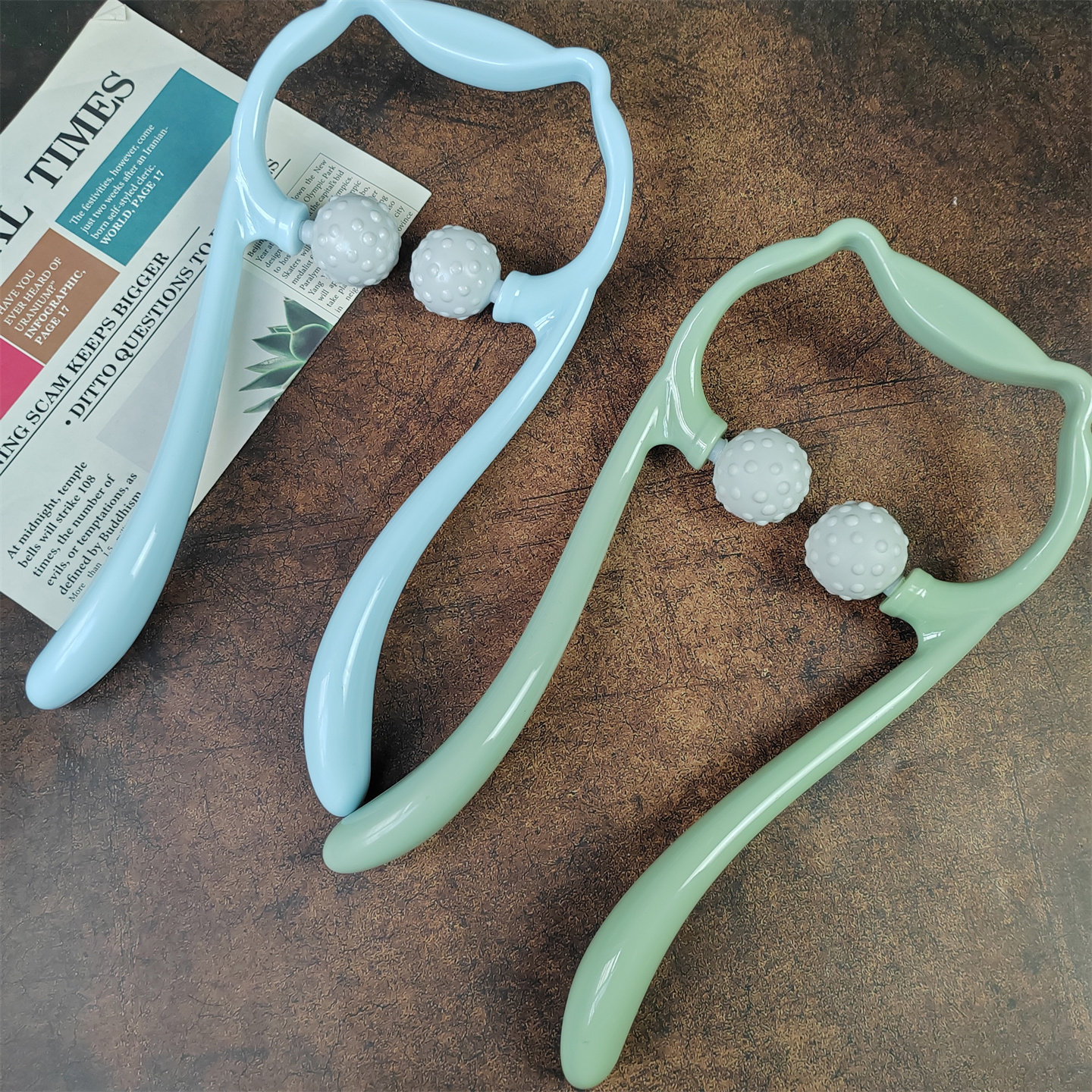 手动颈椎肩颈揉捏按摩器图片