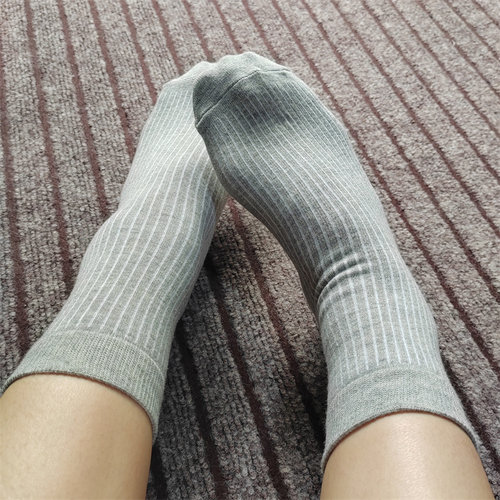 四季可穿纯棉中筒袜经典条纹