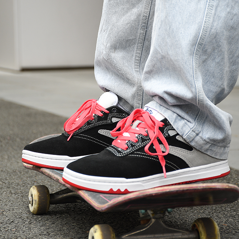 蚁系列秋冬新款低帮耐磨滑板鞋