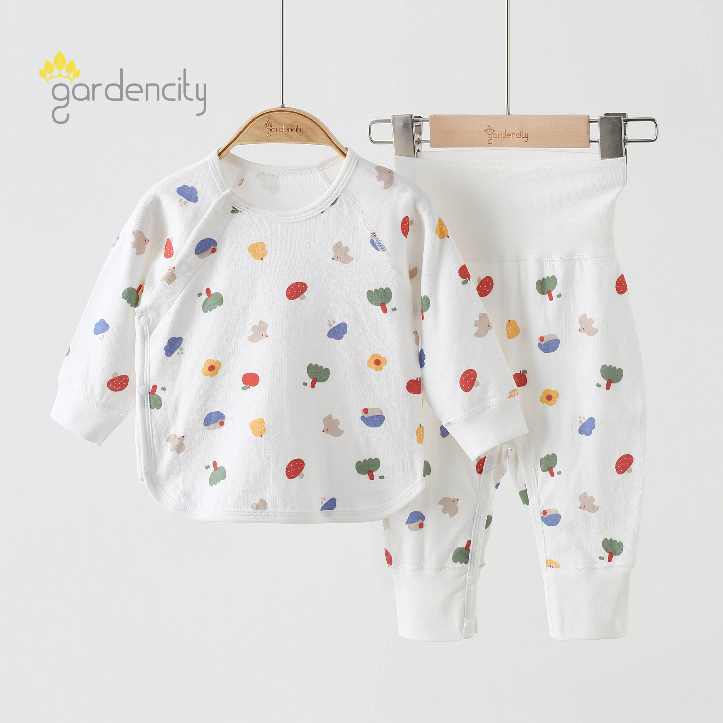 婴儿家居服套装春秋纯棉提花男女宝宝偏开按扣可开上衣高腰免脱裤